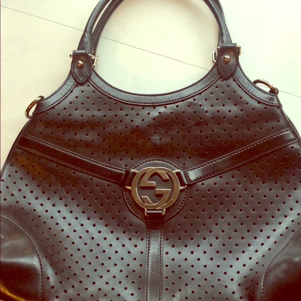 Black Gucci bag